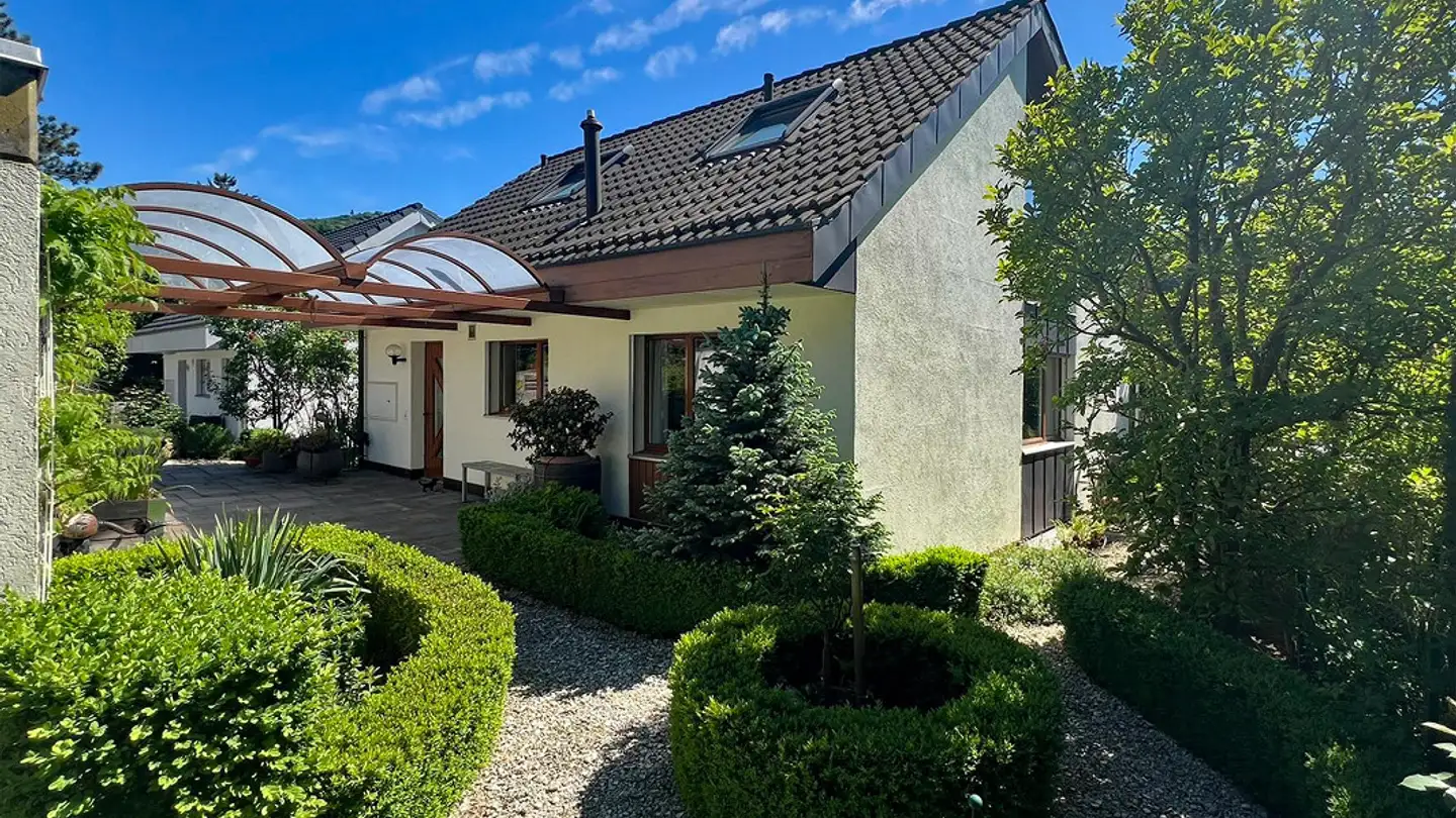 Einfamilienhaus kaufen - Mittelweg 60, 4142 Münchenstein