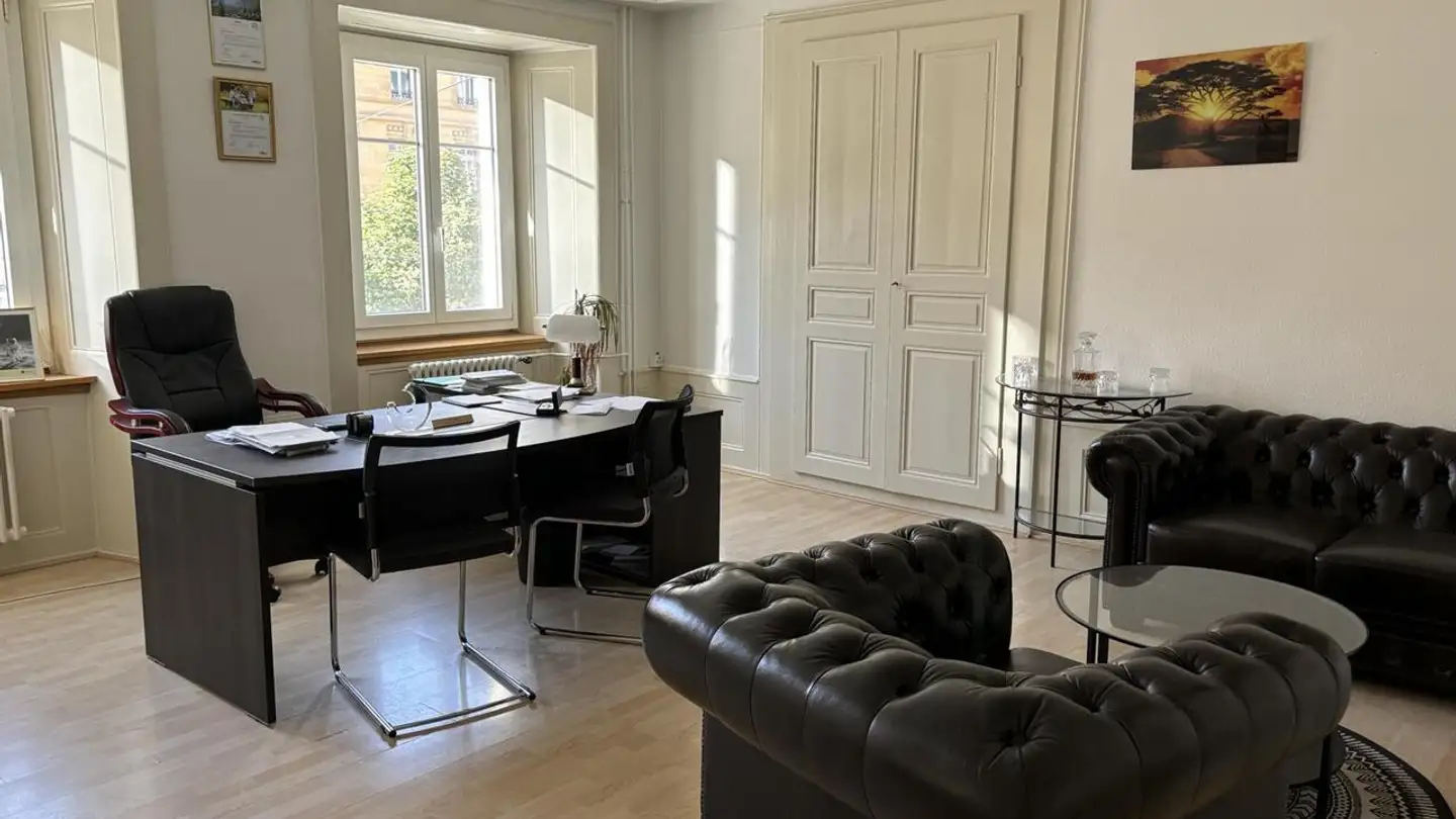 Commercial à louer - 2300 La Chaux-de-Fonds - Photo 4