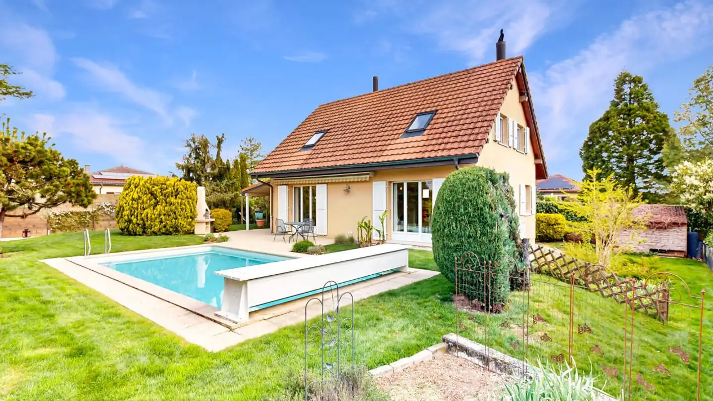 Single house for sale - 1036 Sullens