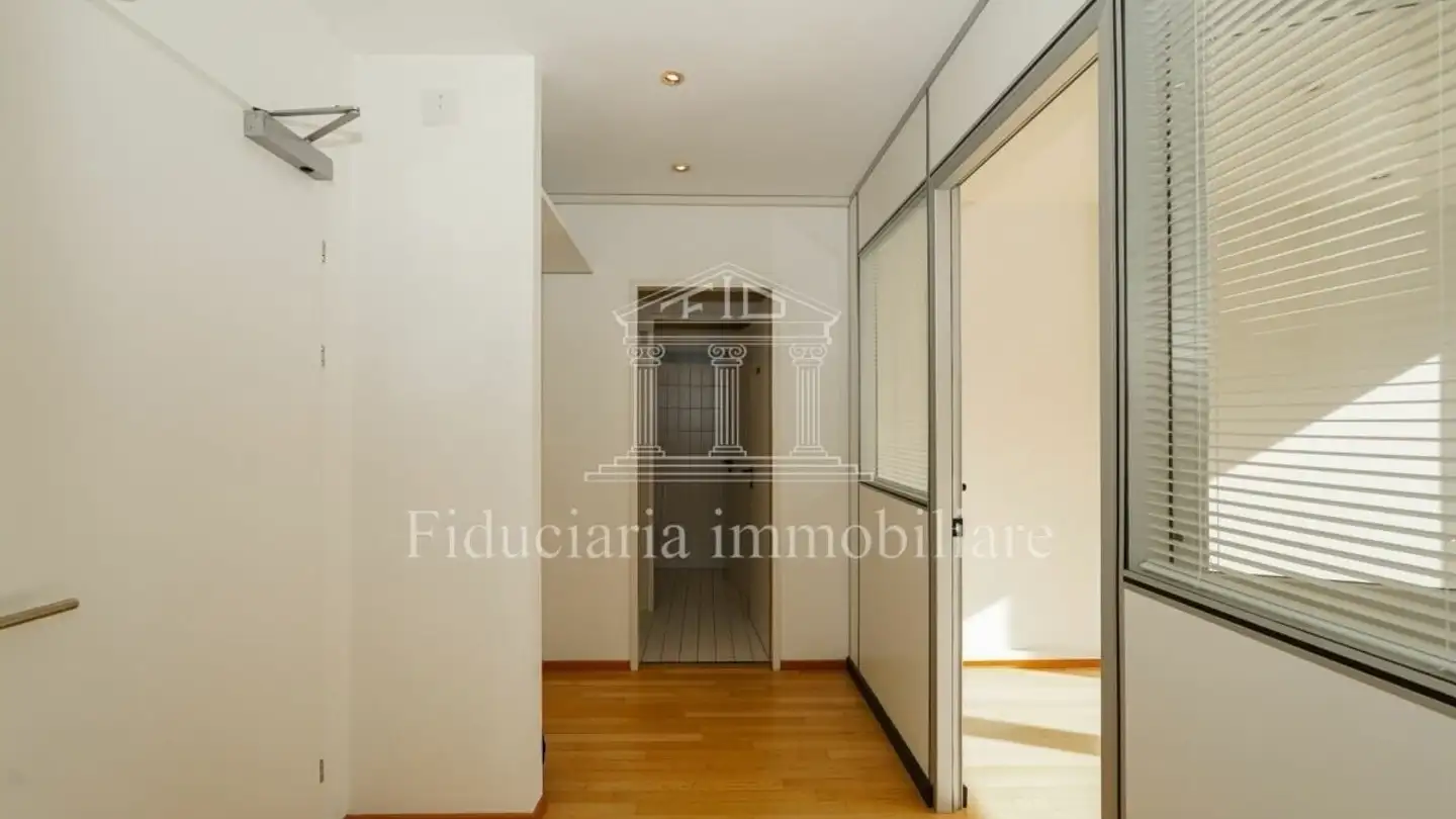 Spazio ufficio in affitto - Via Castelrotto 15, 6600 Locarno - Photo 3