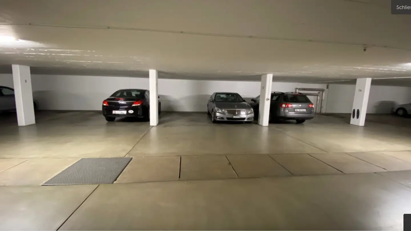 Place de parking souterraine à louer - St. Jakobstrasse 63, 4133 Pratteln