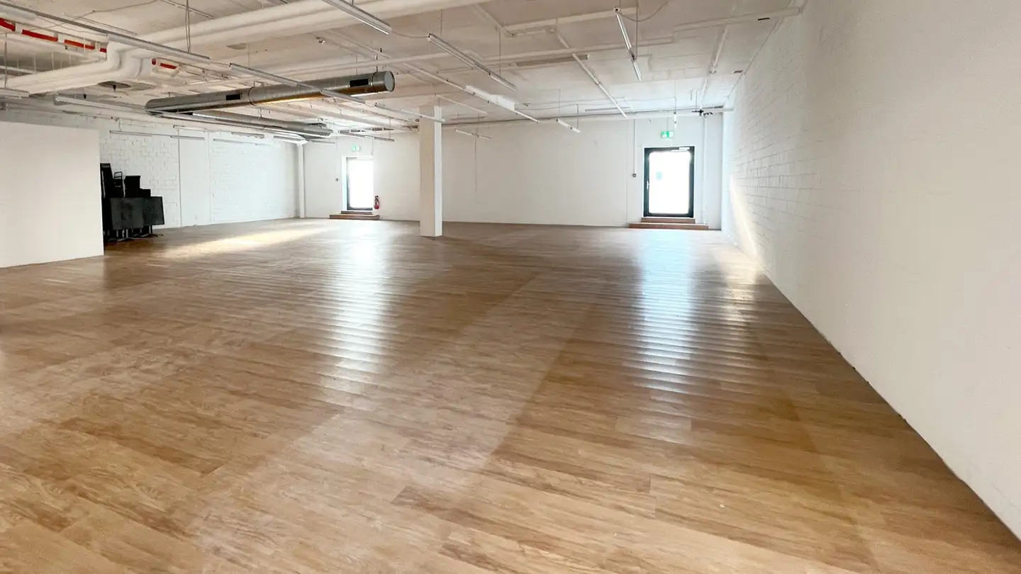 Negozio in affitto - Im Zentrum 18, 8604 Volketswil - Photo 2