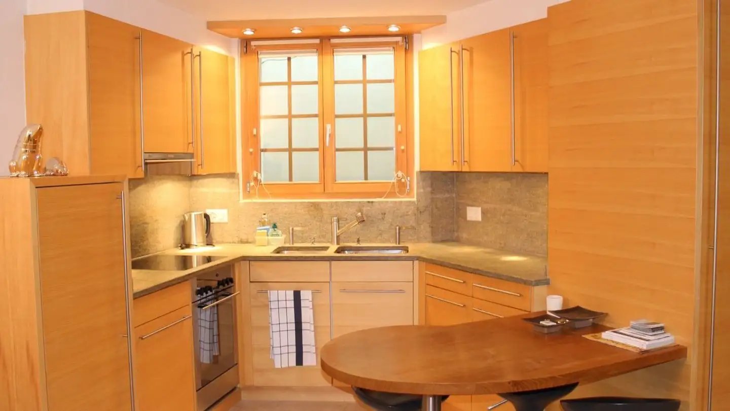 Studio à louer - Via Ruinatsch, 7500 St. Moritz