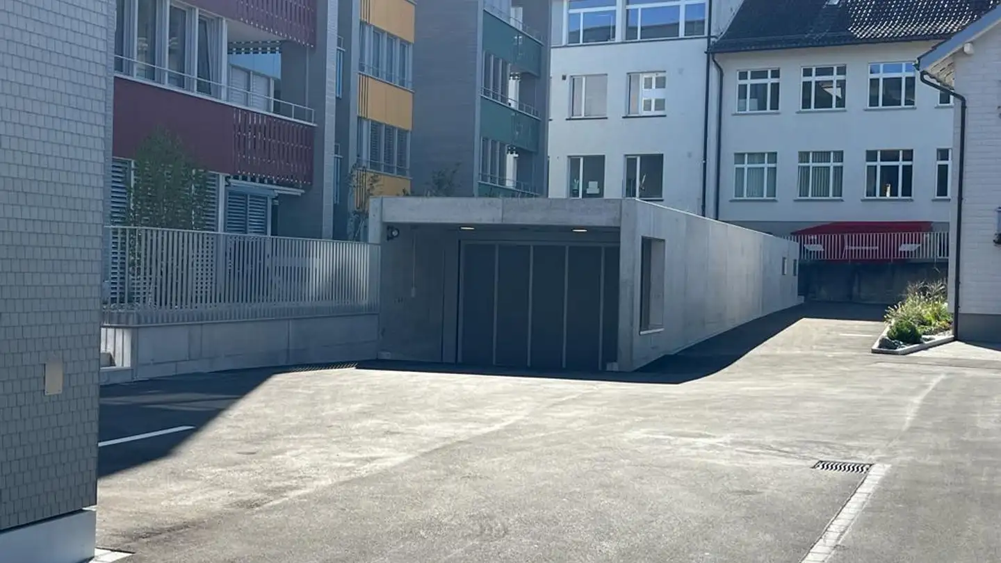 Parcheggio interno per moto in affitto - Hoferbad 4, 9050 Appenzell
