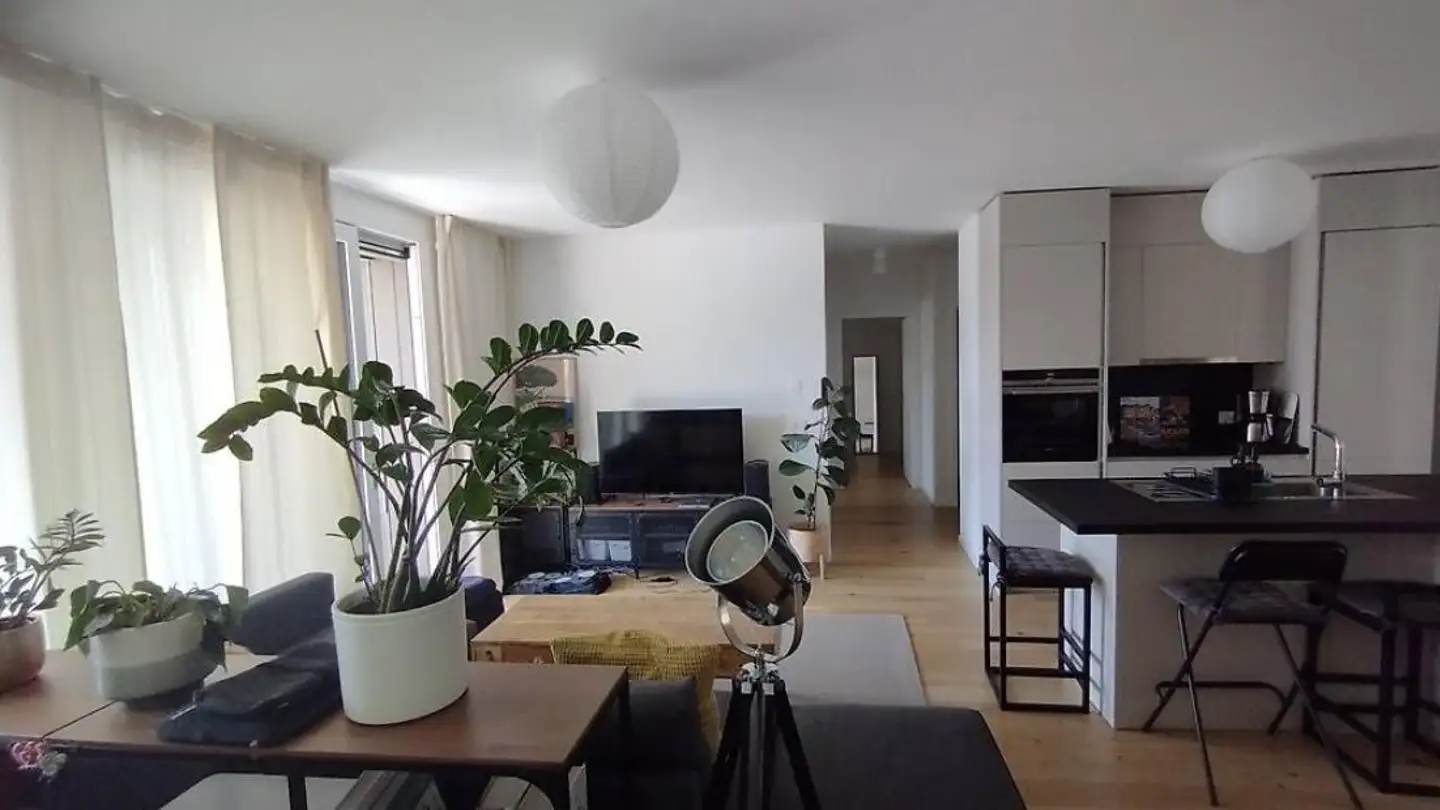 Appartement à louer - 1256 Troinex