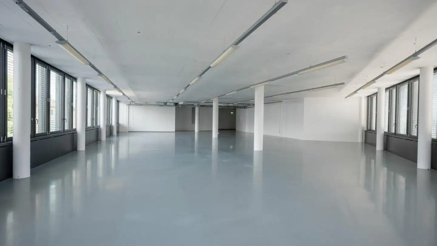 Commercial à louer - Zürichstrasse 72, 8306 Brüttisellen - Photo 2
