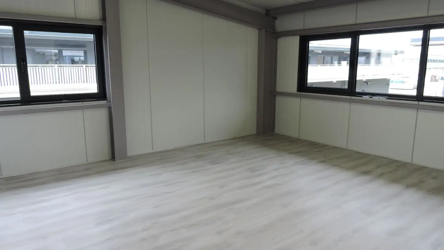 Shop for rent - 1897 Bouveret - Photo 2