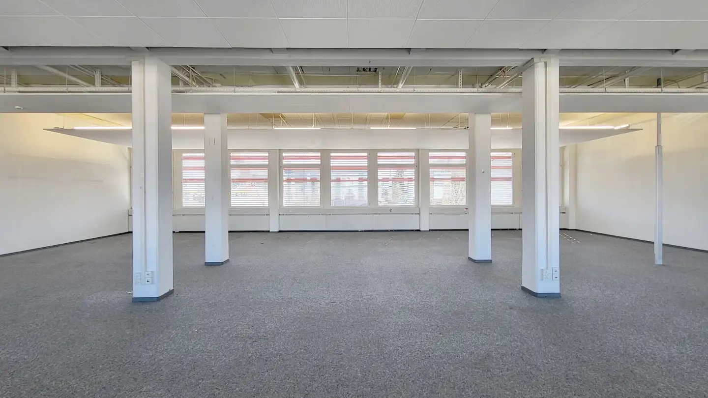 Bureau à louer - Stationsstrasse, 8306 Brüttisellen