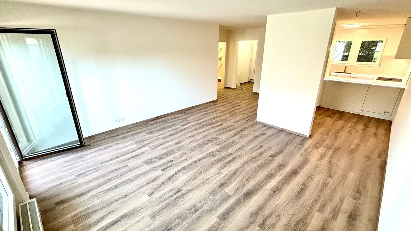 Appartement à louer - Schlierenstrasse, 8142 Uitikon Waldegg - Photo 2