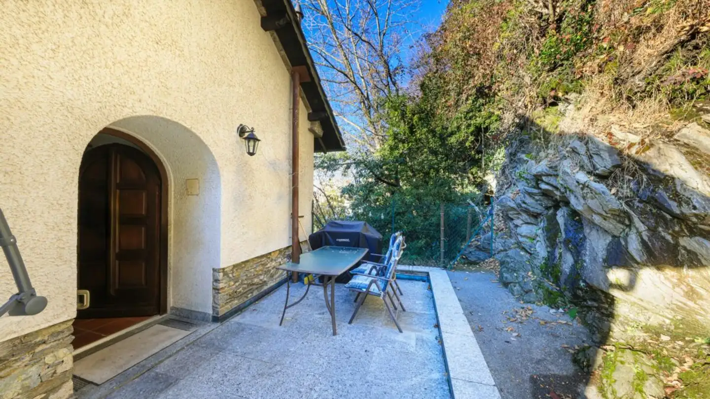 Semi-detached house for sale - 6803 Camignolo