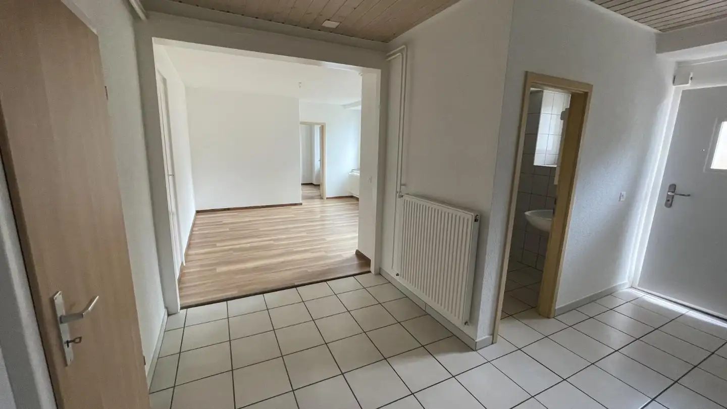 Wohnung mieten - Rue De Beau Site 23, 2610 St-Imier - Foto 2