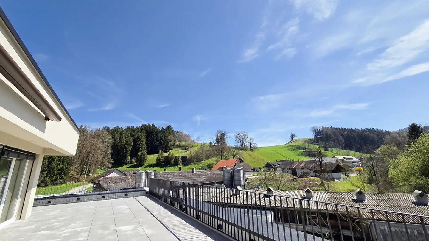 Attico in affitto - Martinsbergstrasse 3, 8374 Oberwangen TG