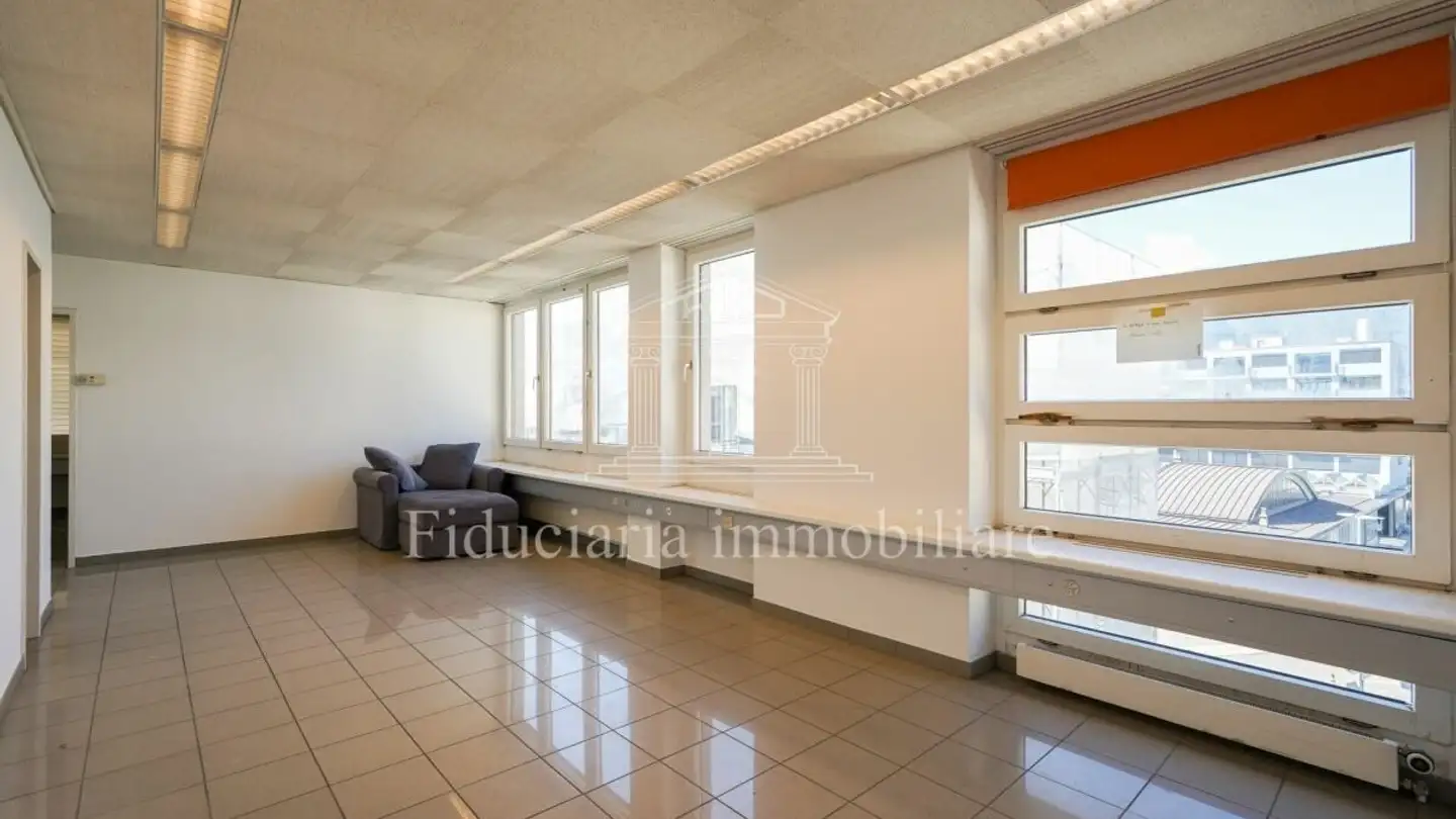 Spazio ufficio in affitto - Via Castelrotto 15, 6600 Locarno - Photo 3