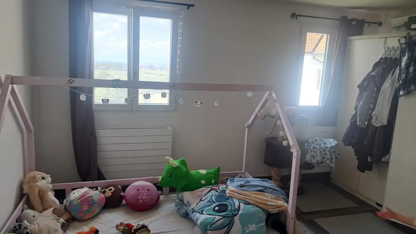 Stepped apartment for rent - 1724 Montévraz - Photo 3