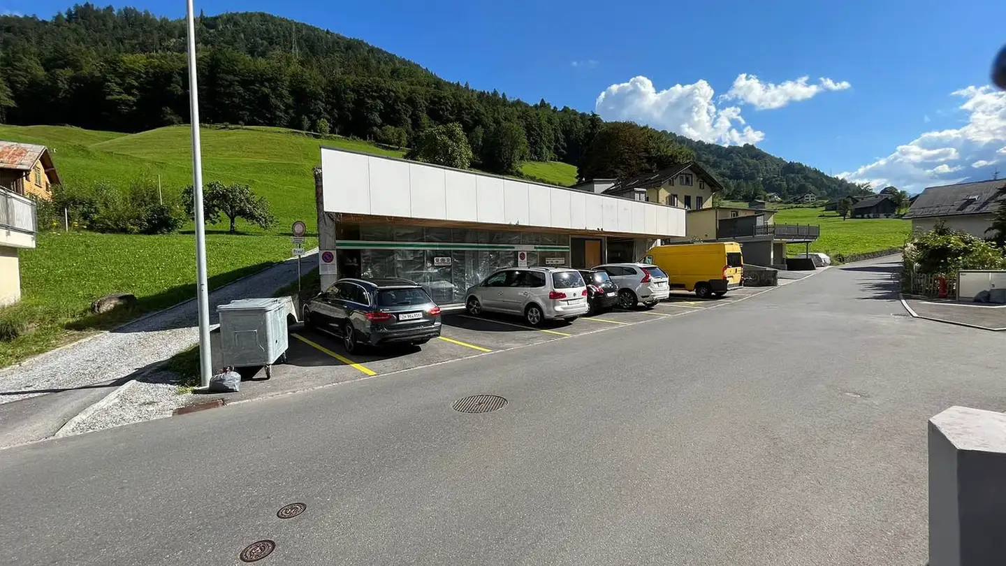 Espace de stockage à louer - Zusingerstrasse 2, 8762 Schwanden GL