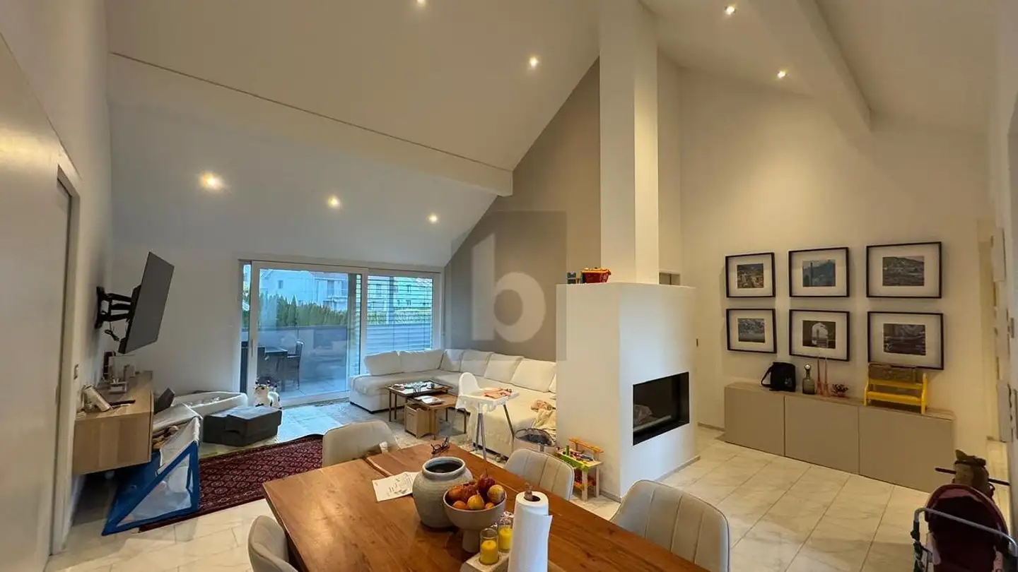 Dachgeschosswohnung mieten - 4436 Oberdorf BL