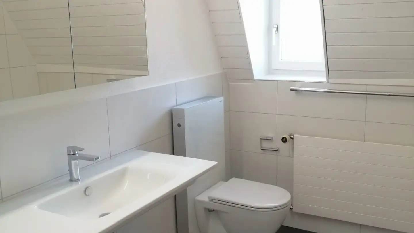 Dachgeschosswohnung mieten - Oberzelgstrasse 1, 9315 Neukirch (Egnach) - Foto 4