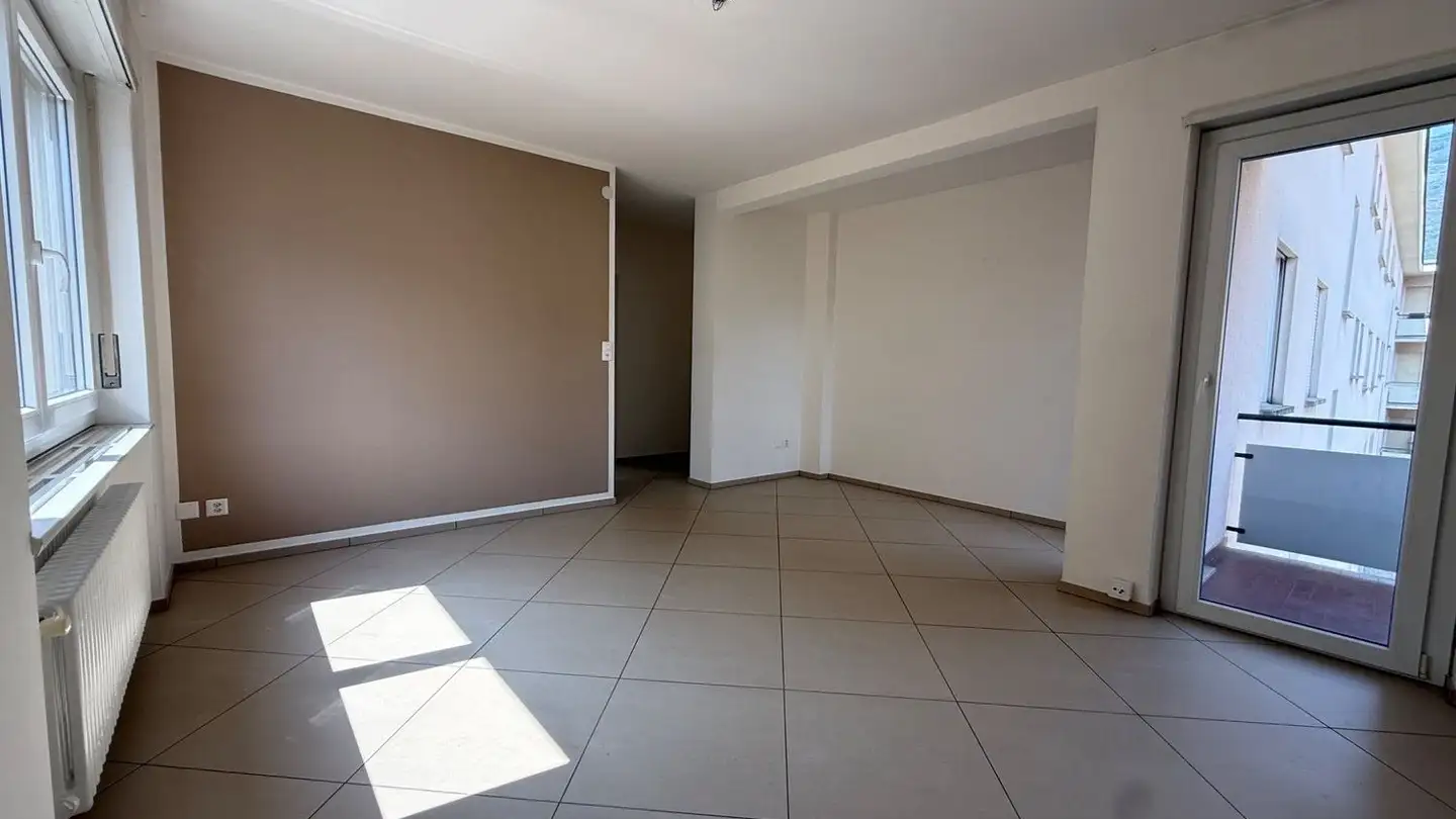Appartement à louer - Via Del Tiglio 13a, 6512 Giubiasco - Photo 2