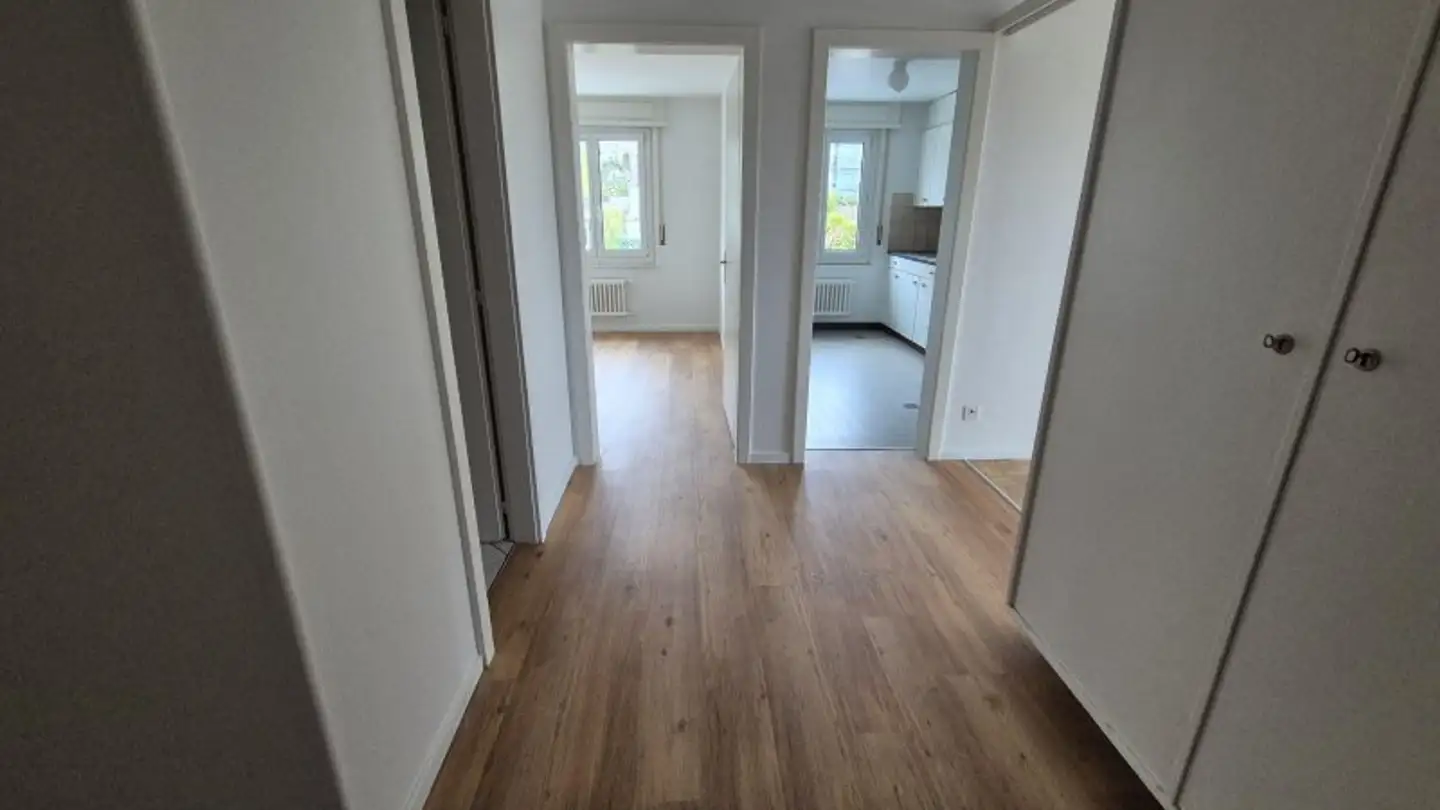 Wohnung mieten - Rouges-Terres 33, 2068 Hauterive NE - Foto 4