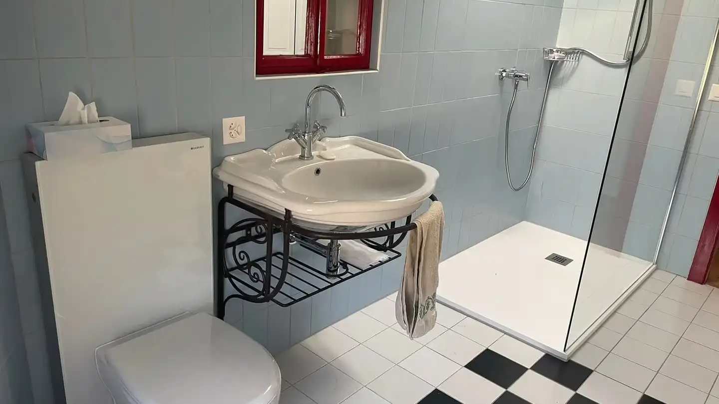 Apartment for rent - Chemin De L'asile 8, 3960 Sierre - Photo 4