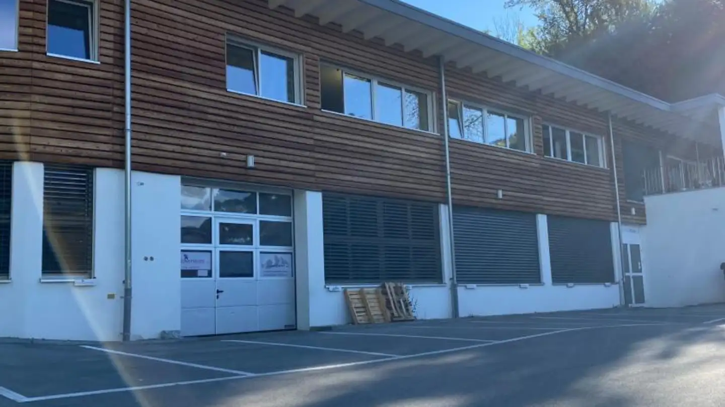 Commercial for rent - Route De Brent 13d, 1816 Chailly-Montreux