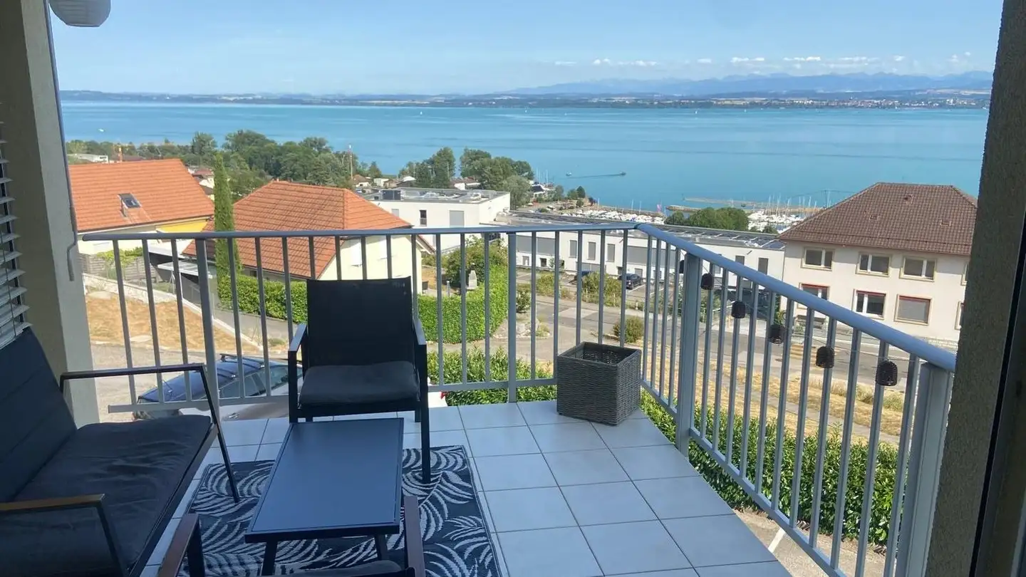 Appartamento in affitto - Rue de l'Hôpital, 2024 St-Aubin-Sauges