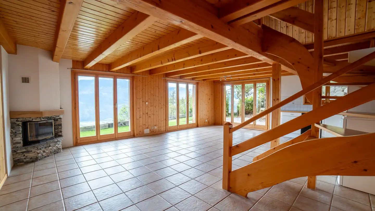 Chalet in vendita - 1976 Erde