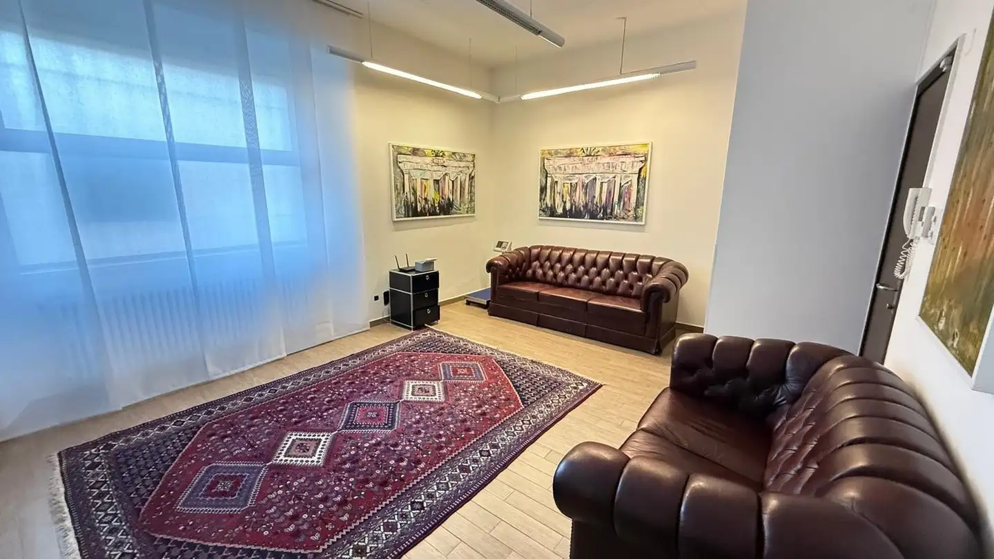 Spazio ufficio in affitto - 6830 Chiasso - Foto 2