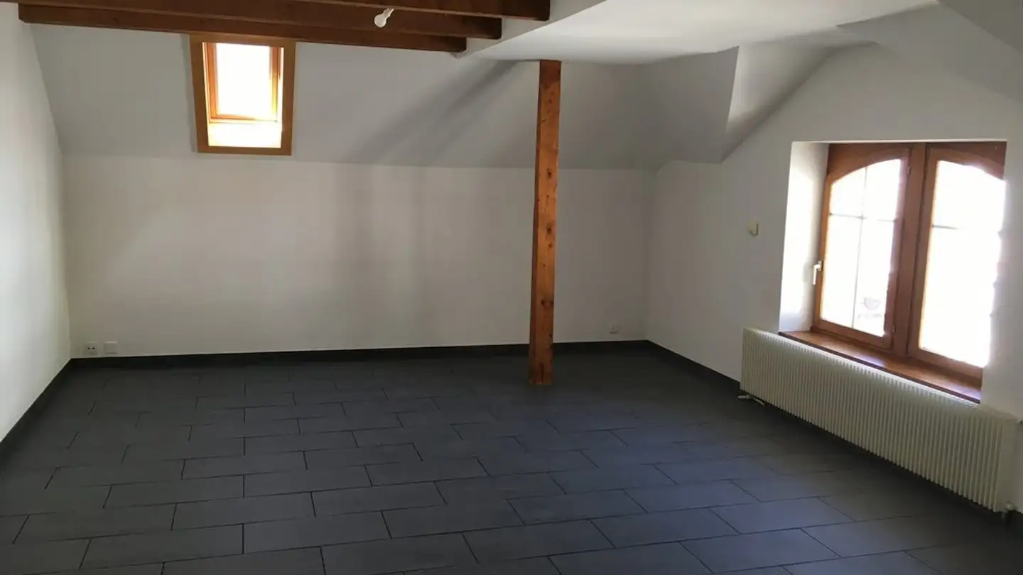 Appartamento in affitto - Place Ami-Girard 3, 2616 Renan BE - Foto 2