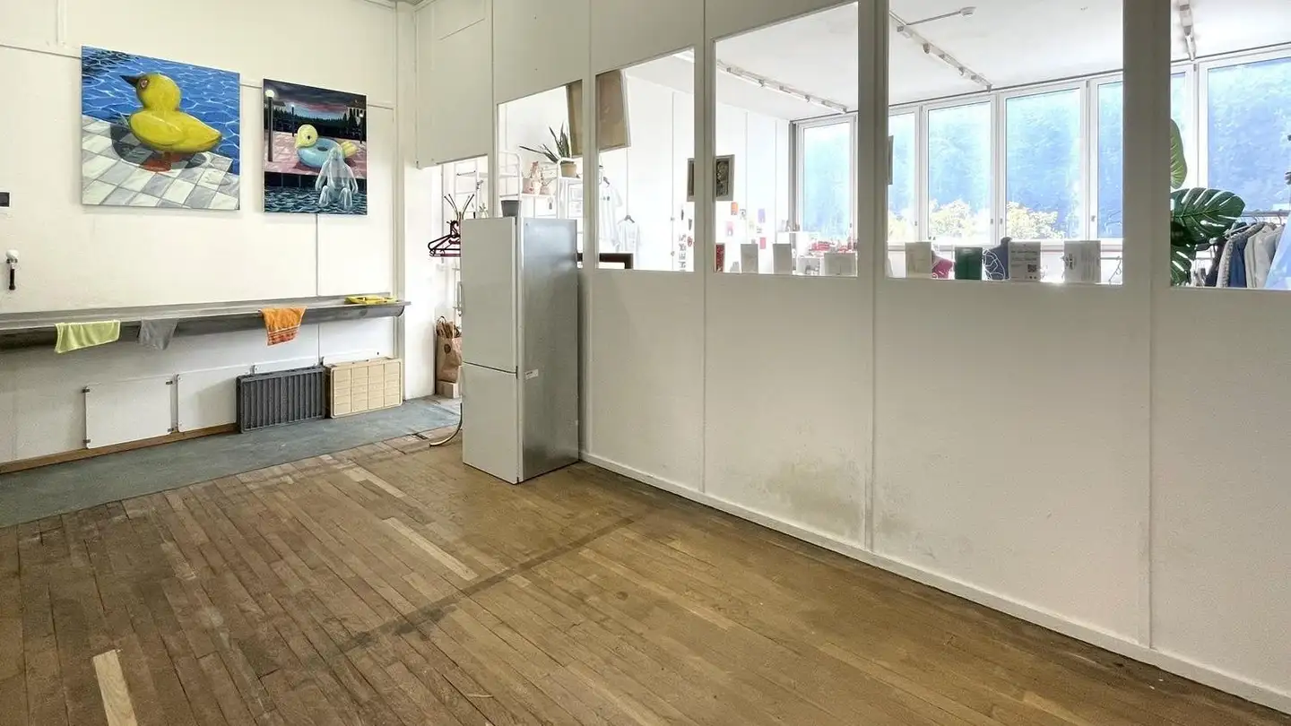 Commercial à louer - 8200 Schaffhausen - Photo 2