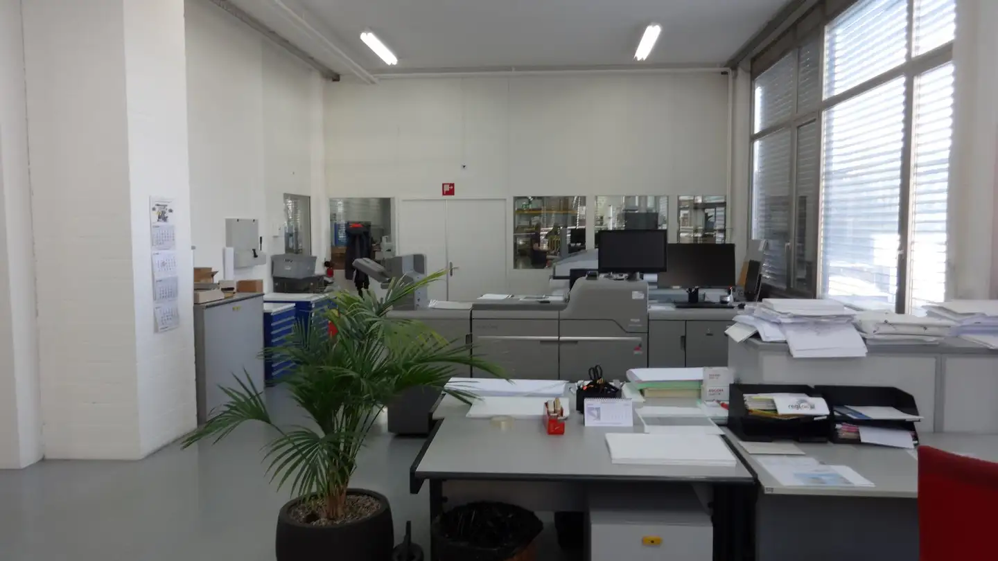 Gewerbe mieten - Worblentalstrasse 28, 3063 Ittigen - Foto 2