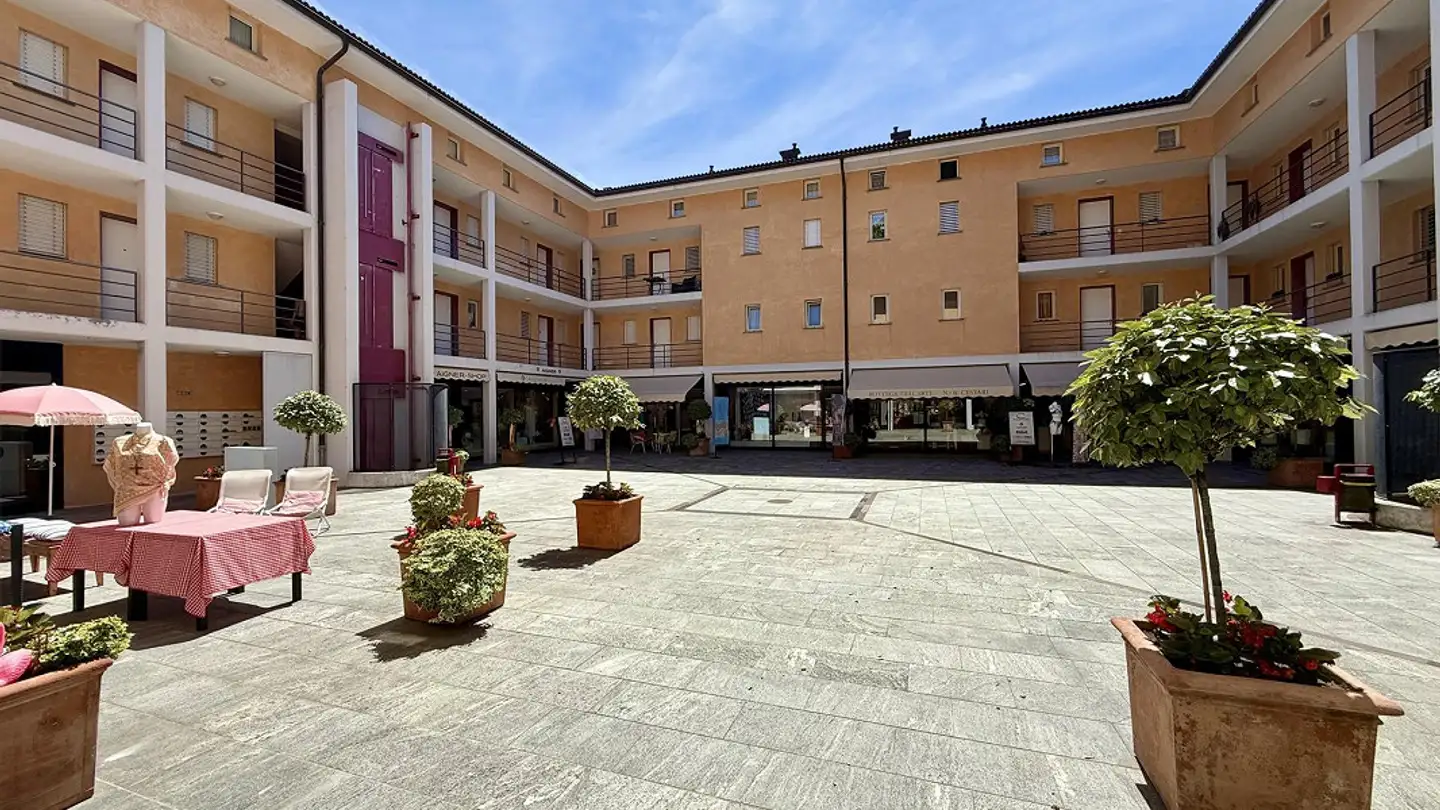 Commercial for sale - Carrà Dei Nasi 1a, 6612 Ascona - Photo 3