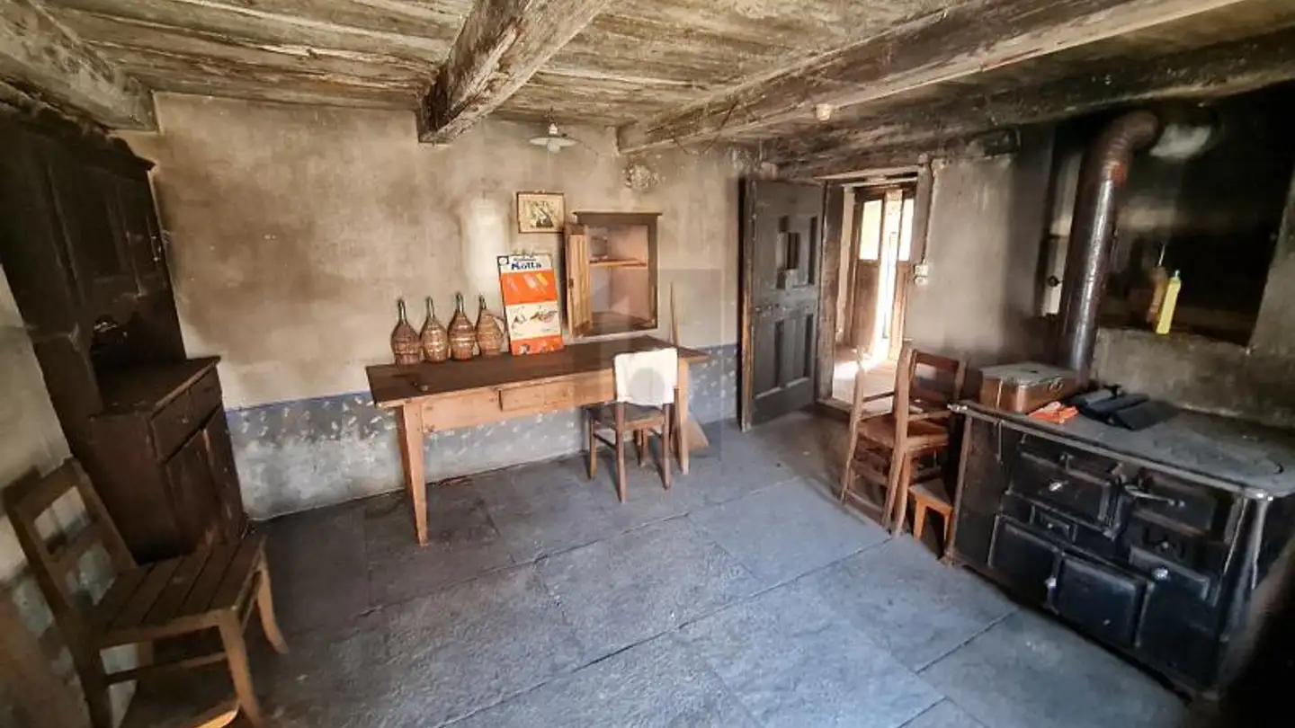 Single house for sale - 6682 Linescio - Photo 3