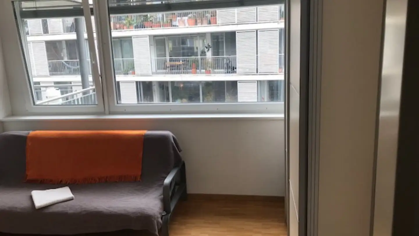 Single room for rent - Dennlerstrasse 25a, 8047 Zürich