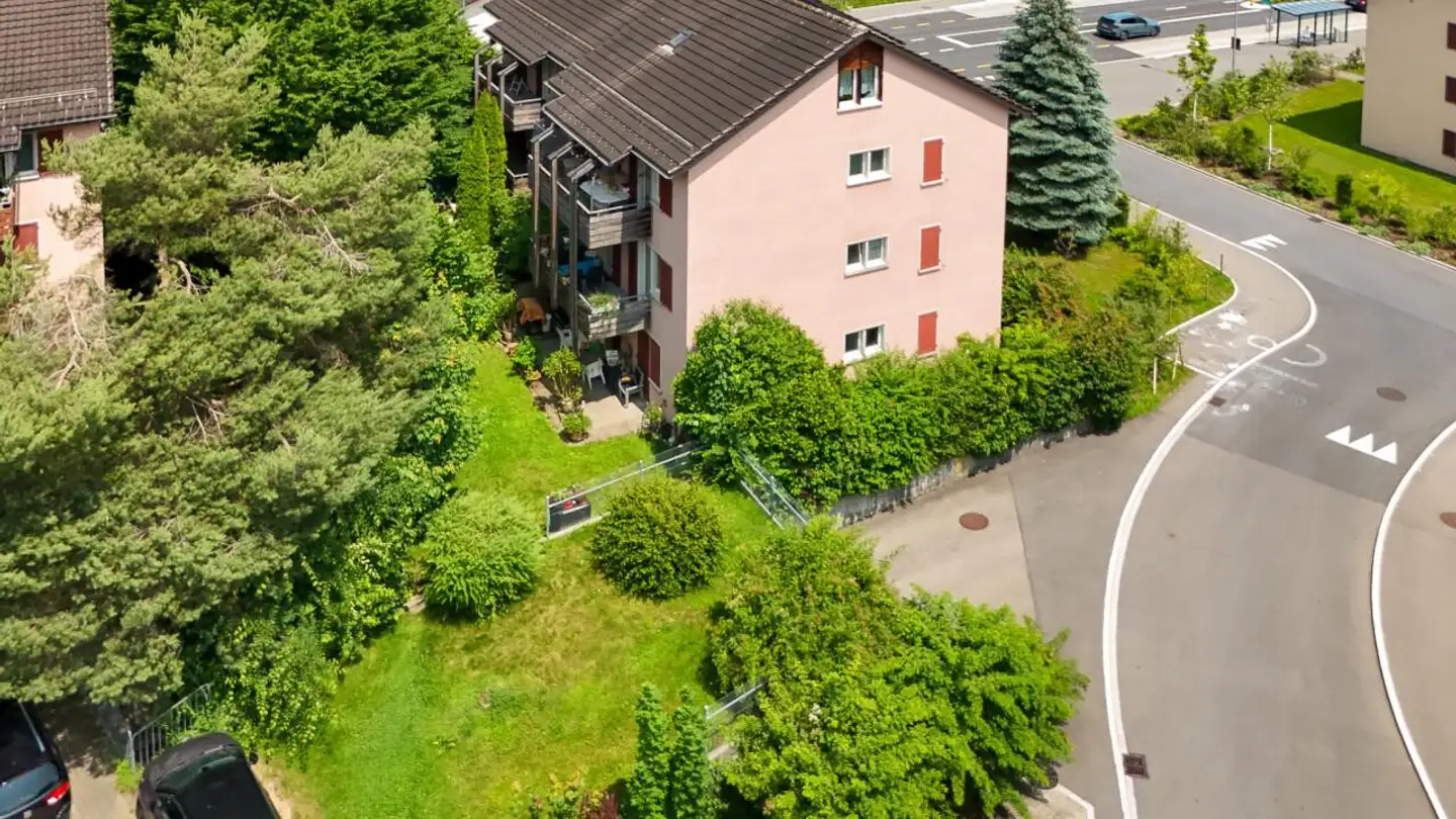 Mischgenutztes Gebäude kaufen - 8733 Eschenbach SG