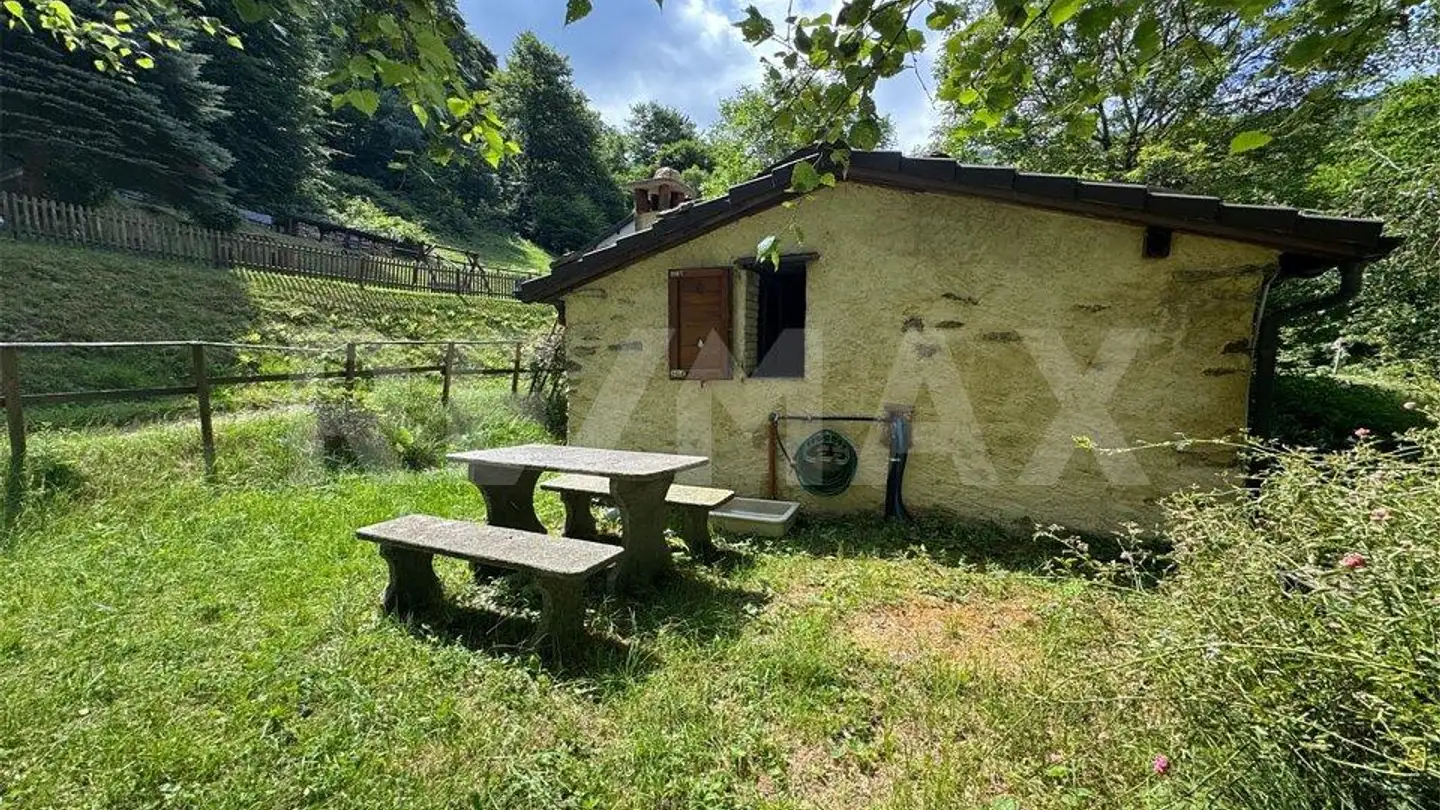 Einfamilienhaus kaufen - 6959 Cimadera