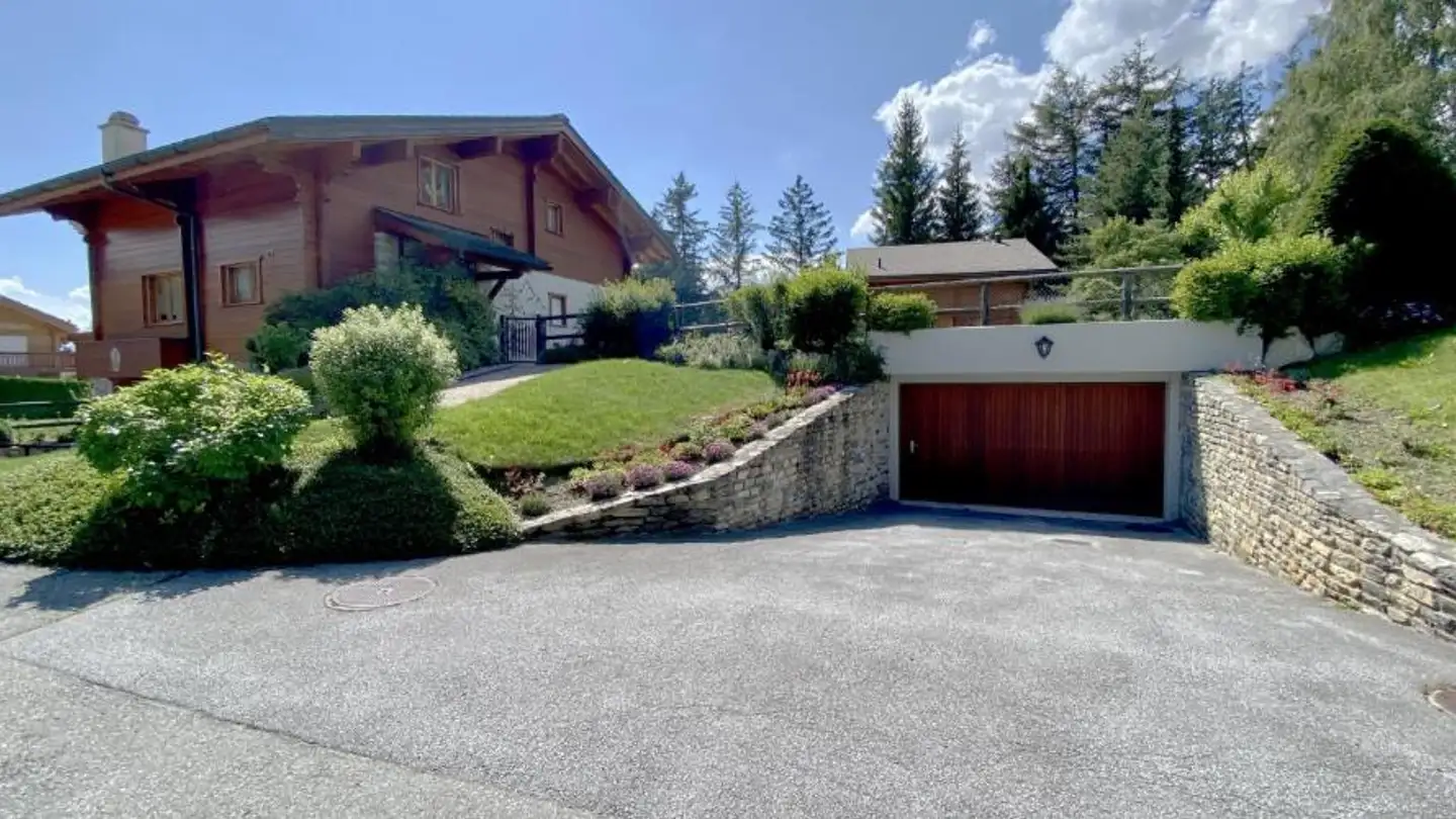 Chalet à vendre - Route du Golf 33, 3963 Crans-Montana