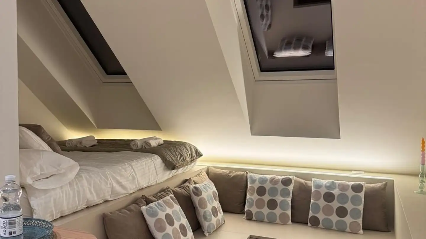 Appartement à louer - Rue Du Coq-D'inde, 2000 Neuchâtel - Photo 3