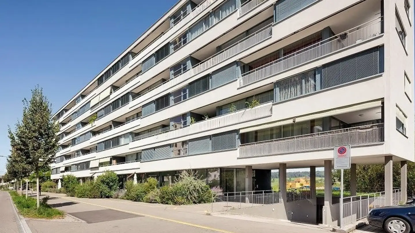 Tiefgaragenstellplatz mieten - Mühlackerstrasse 102, 8046 Zürich