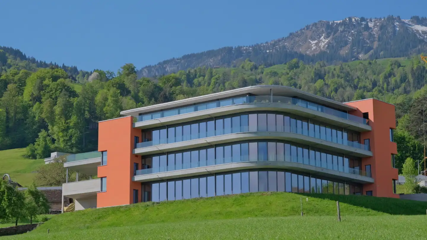 Mixed-use building for sale - Obere Allmend 9, 6375 Beckenried