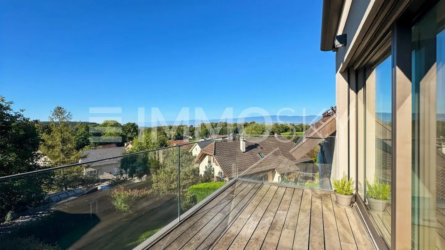 Duplex for sale - 1055 Froideville
