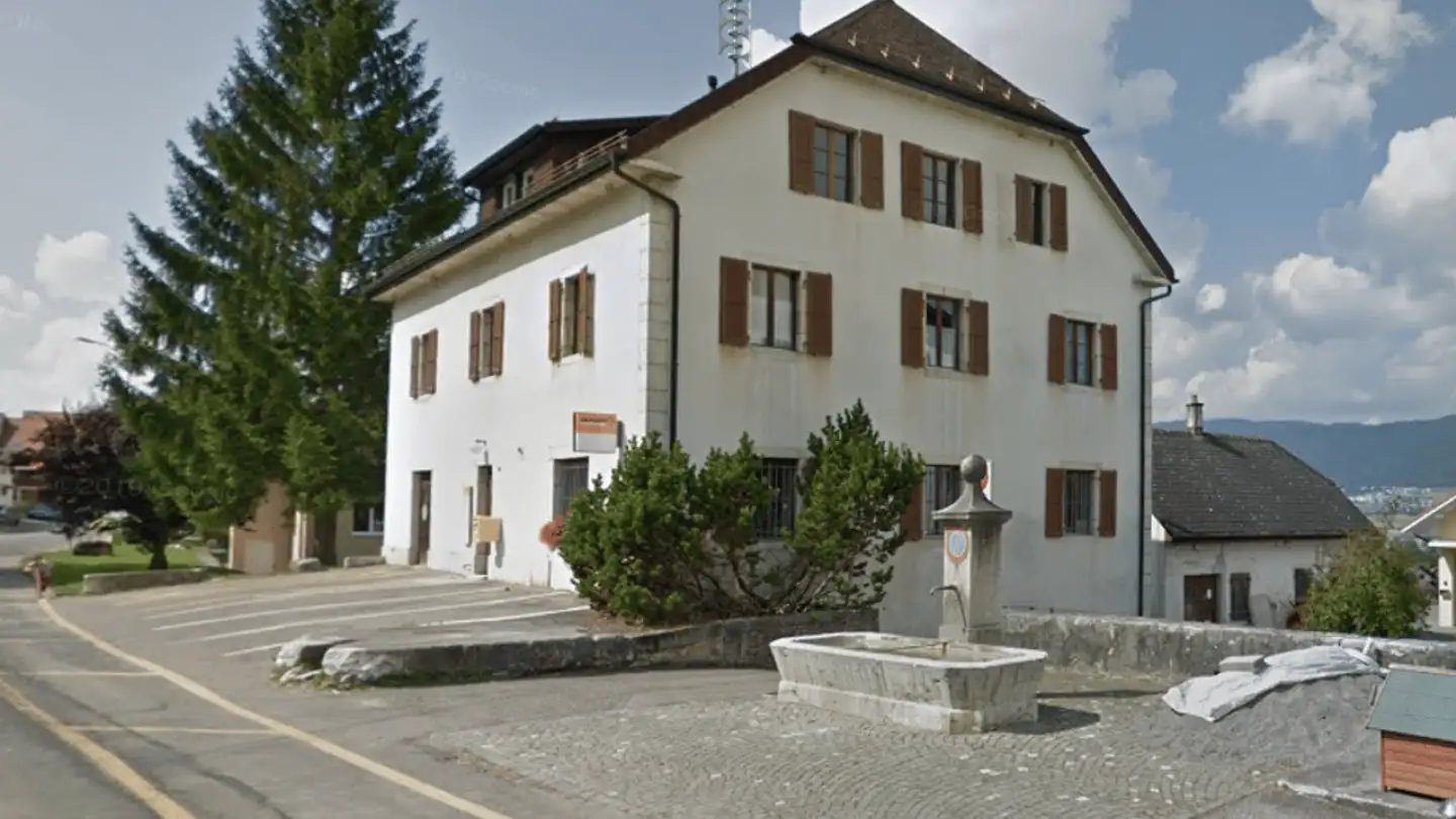 Commercial for rent - Rue Des Forgerons 8, 2065 Savagnier