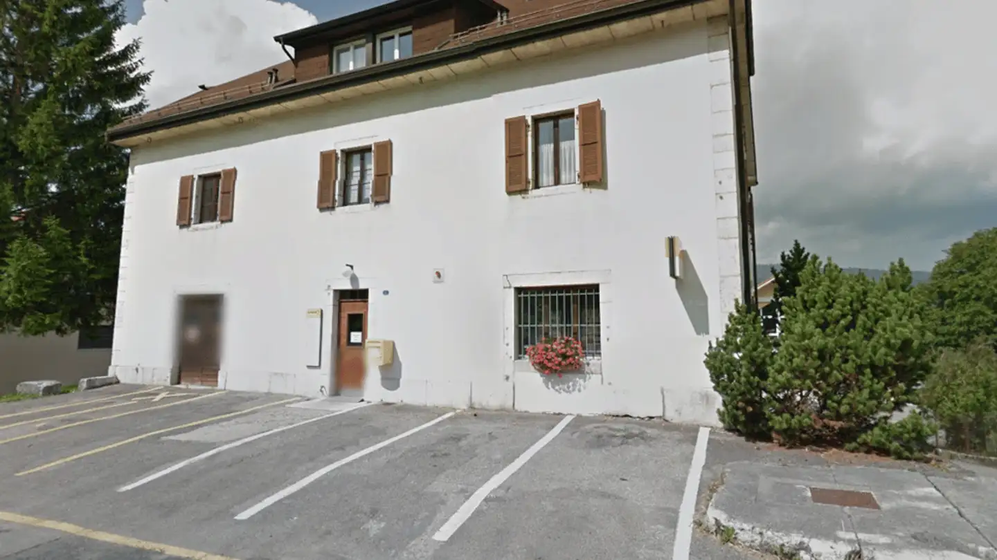 Commercial for rent - Rue Des Forgerons 8, 2065 Savagnier - Photo 2