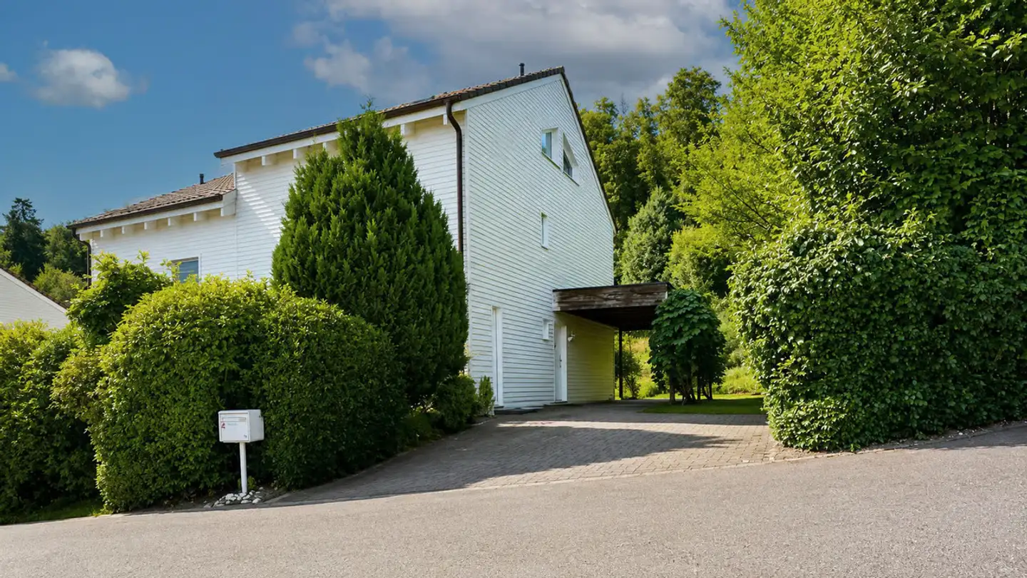 Casa bifamiliare in vendita - Vogtackerweg 53, 4148 Pfeffingen