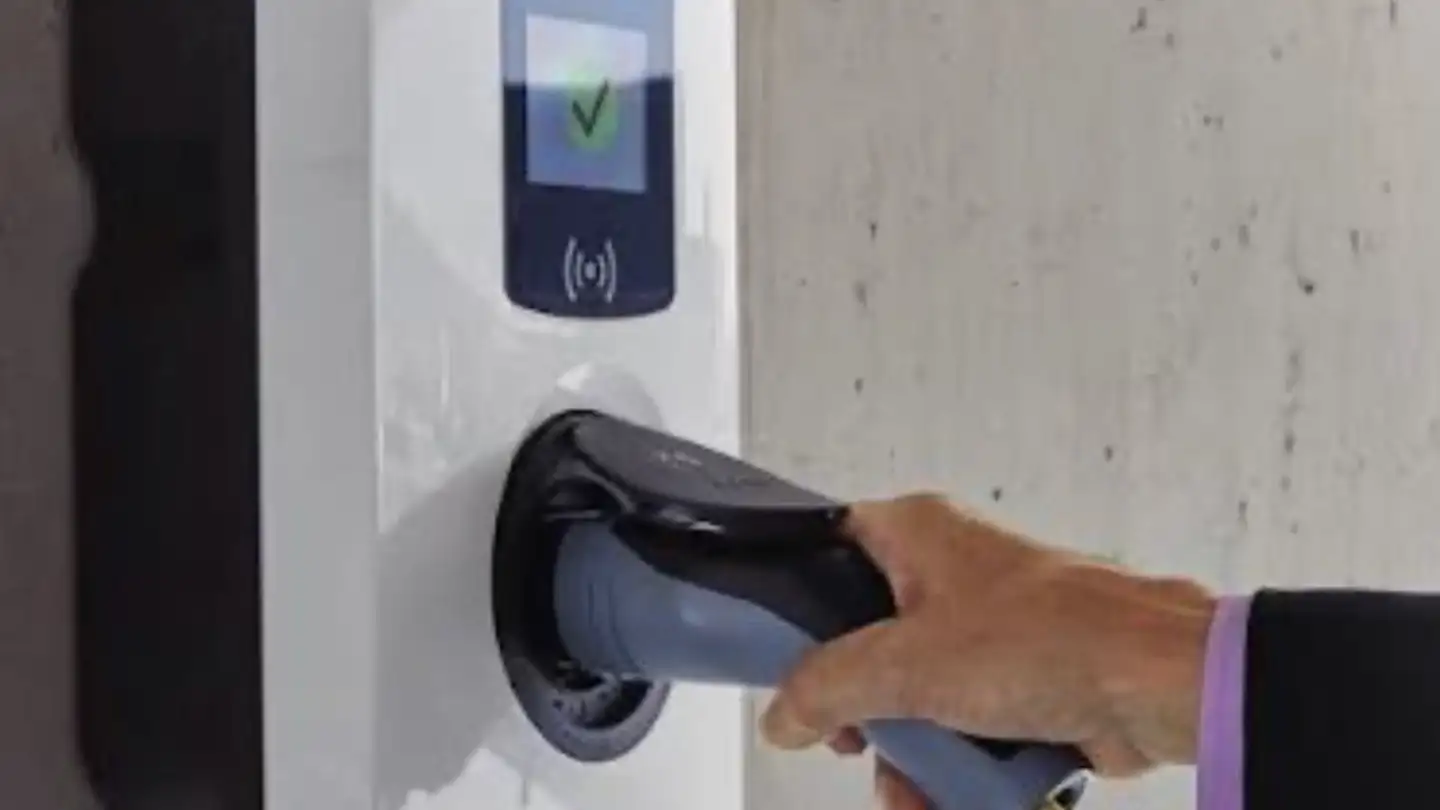 Outdoor parking space for rent - Holbergstrasse 4, 8302 Kloten