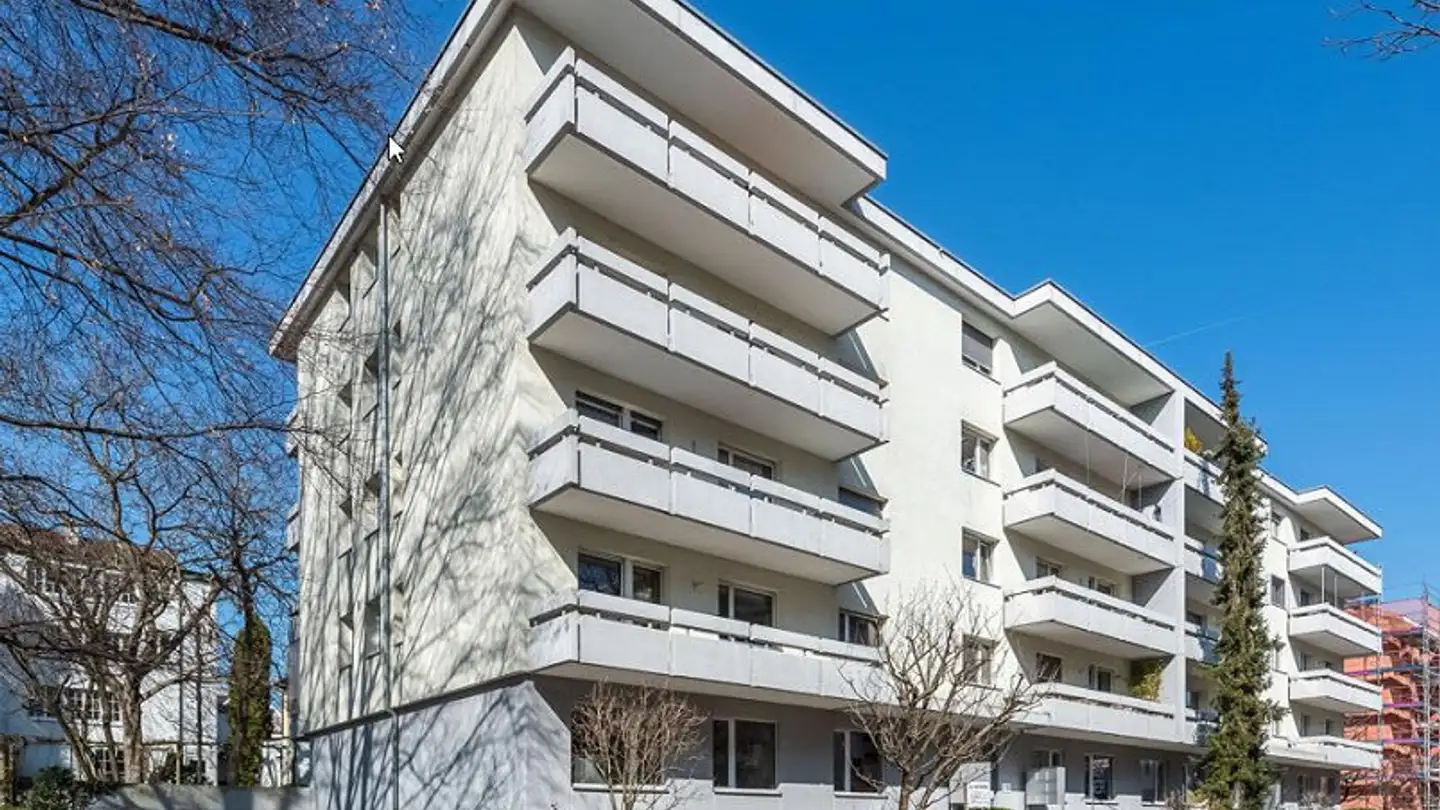 Place de parking souterraine à louer - Parkstrasse, 4102 Binningen