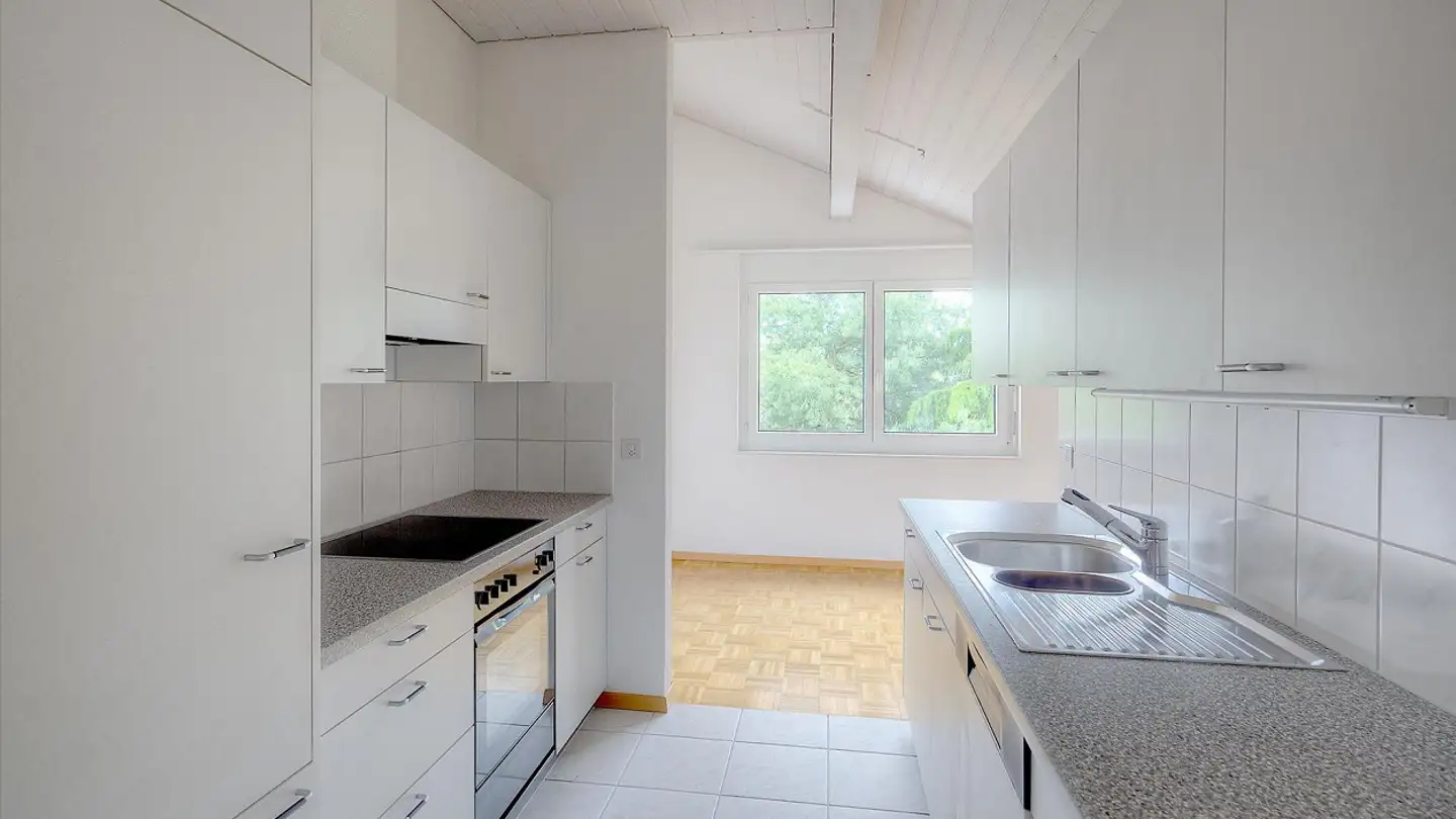 Attic flat for rent - Nussbaumweg 2, 5604 Hendschiken - Photo 4