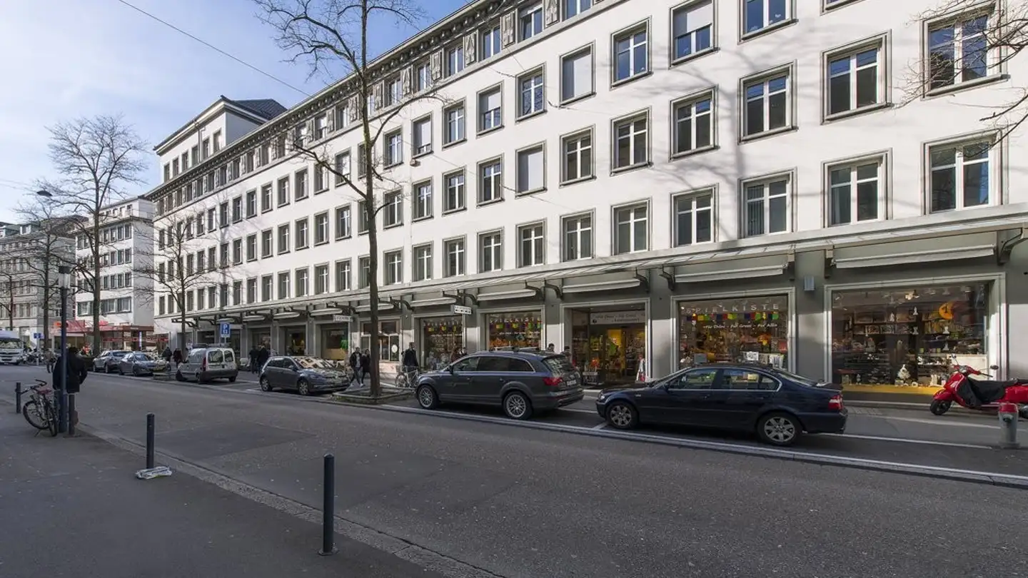 Outdoor parking space for rent - Löwenstrasse 11, 8001 Zürich