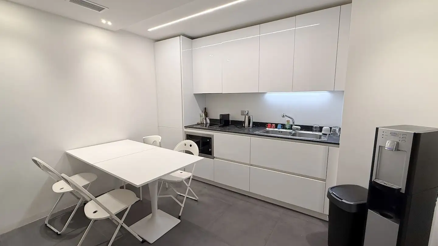 Commerciale in vendita - Viale Serfontana 13, 6834 Morbio Inferiore - Photo 4