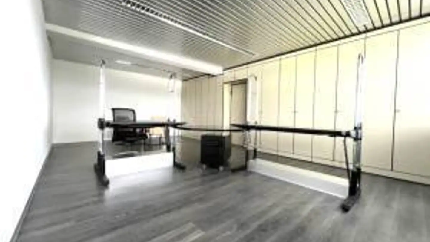 Bürofläche mieten - Gewerbezone Widalmi 10, 3216 Ried b. Kerzers